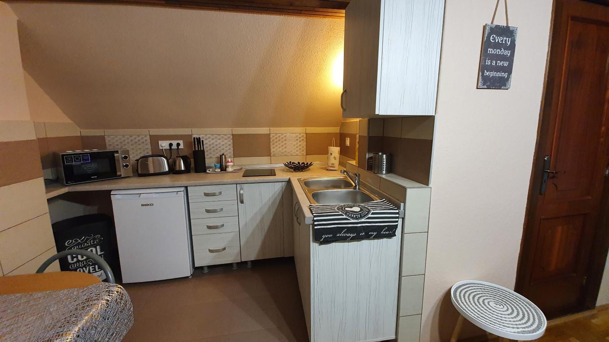 Agnes Vendeghazak Siofok-Apartman 2 Extérieur photo